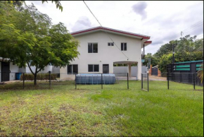 Beautiful, modern, stylish and well-equipped home in Tamarindo